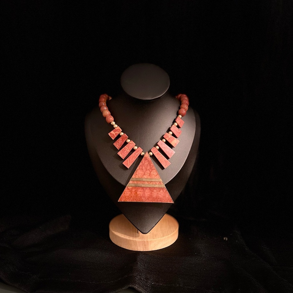 Vintage Apple Coral Beaded Necklace